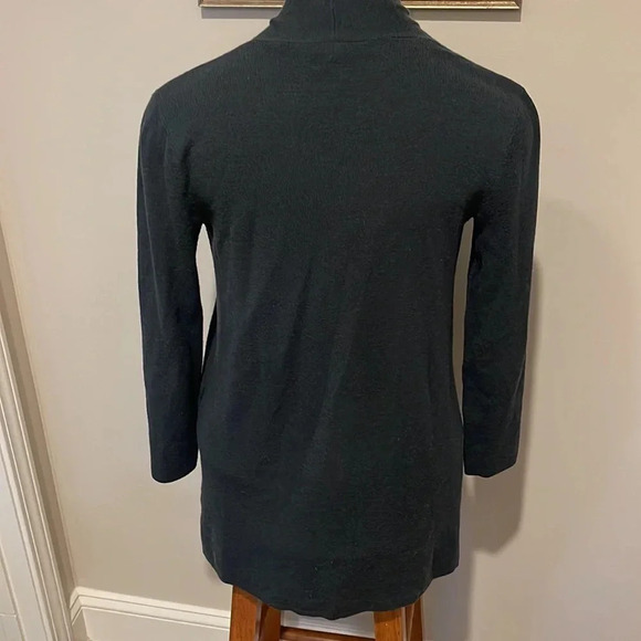 Eileen Fisher - Fine Merino Cardigan in Regenerative Wool - Size PS/PP - Green - Picture 4 of 10